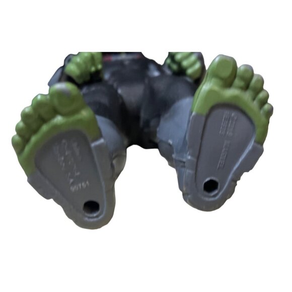 Hasbro Avengers Hulk 5.5 Inch Action Figure - Picture 6 of 12